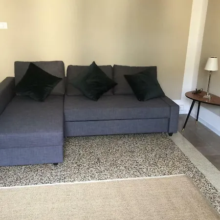 Sirtori 24 Up Apartamento *